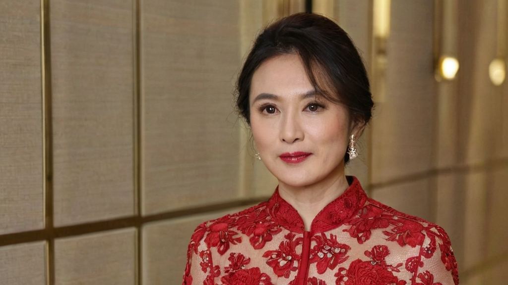 年轻女演员凭借某部星光璀璨引发吃瓜香港娱乐圈华妃式争议